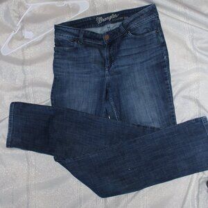 Women's Wrangler Stretch Jeans